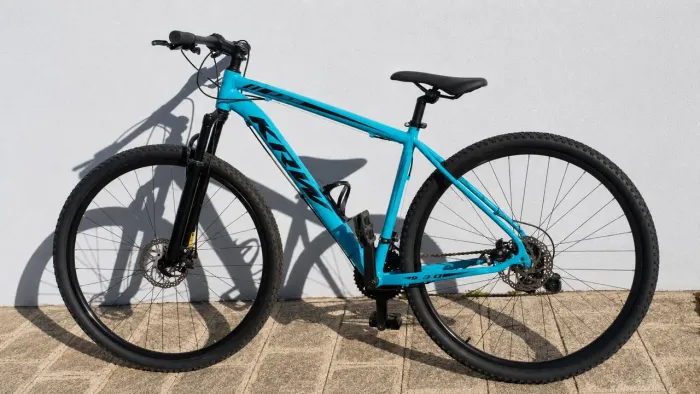 ACEITO PROPOSTABicicletaKSW K3.0 Aro 29 Freio a Disco Suspensão Dianteira Muito Conservada
