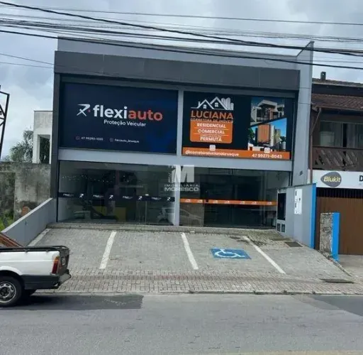 Sala comercial no bairro Santa Rita em Brusque!