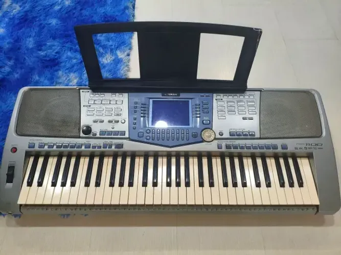Teclado Yamaha PSR 1100