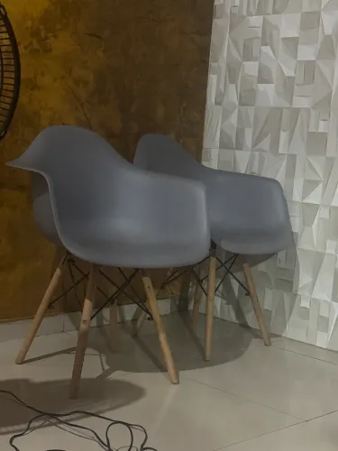 2 cadeiras Dcasa