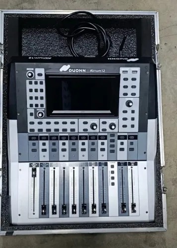Mesa de som digital Duonn Atriun 12