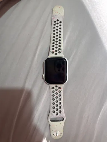 Apple Watch Series 8 45mm em bom estado 