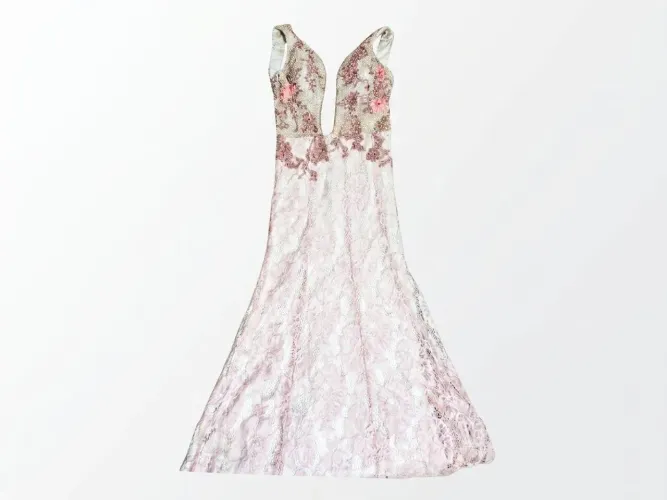 Vende se vestidos de festa 150,00 cada