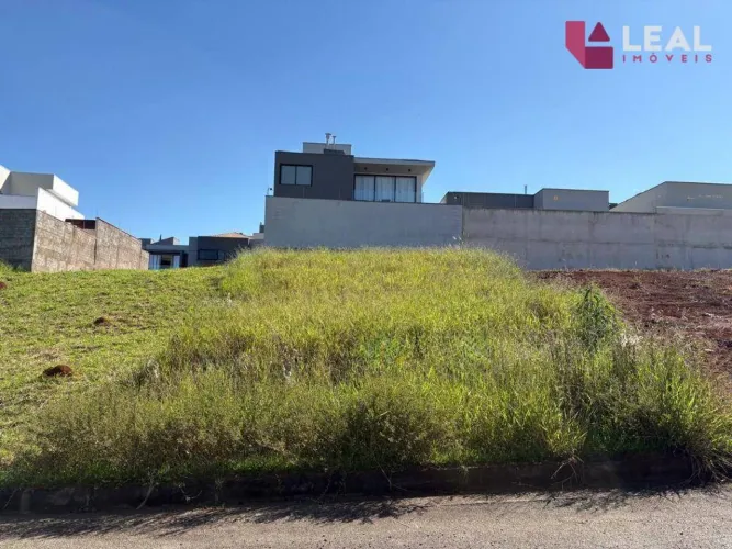 Terreno à venda, 300 m² por R$ 230.000,00 - Serra Morena - Pouso Alegre/MG