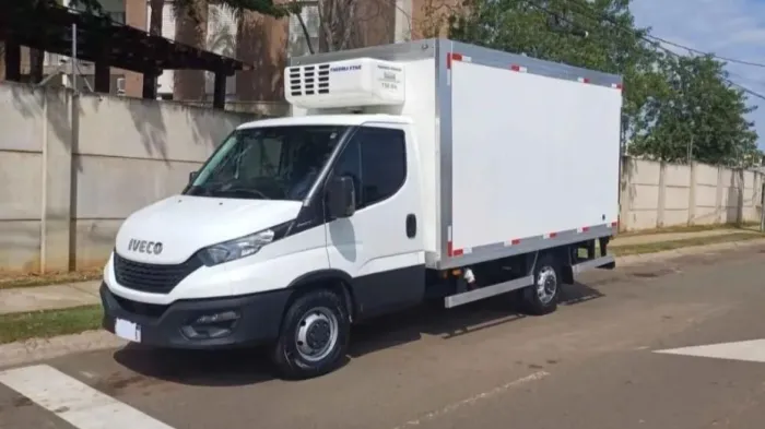 Iveco 35-150 Baú Refrigerado 2020