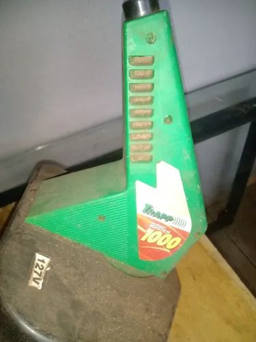Máquina de cortar grama 