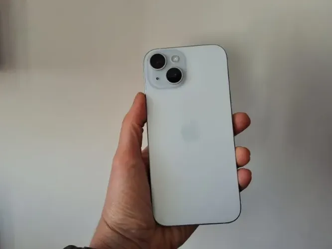 Iphone 15 - 256 gb azul claro