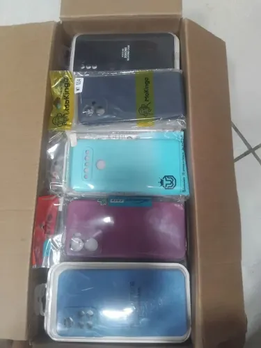 Lote de capinhas de celular