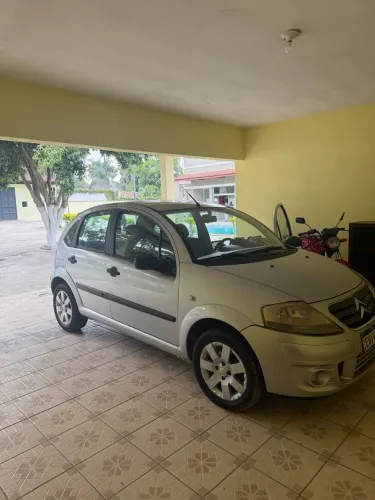 Citroen C3 GLX 1.4/ GLX Sonora 1.4 Flex 8V 5P 2012