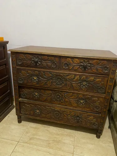 Móvel antigo lindíssimo 