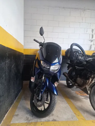 Yamaha NMAX 160 ABS 2022 - R$ 18.000