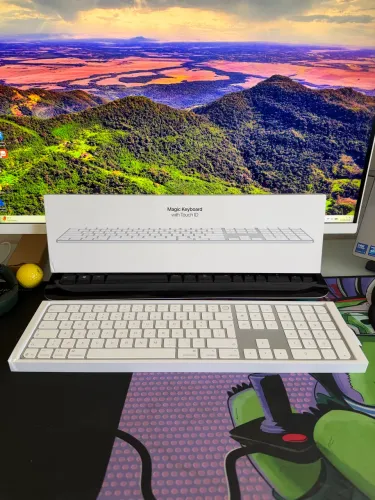 Teclado Mac Apple Magickeyboard em PORTUGUÊS!!! usado 3x apenas!