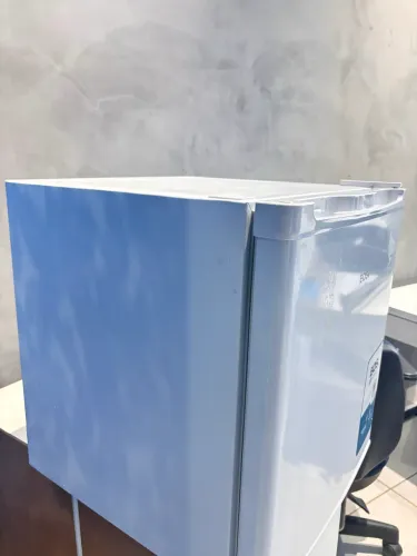 Frigobar EOS Compacto 47L - 110v