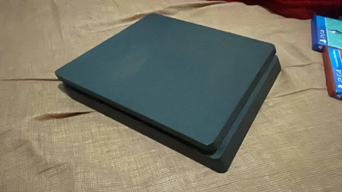 Ps4 slim 1tb