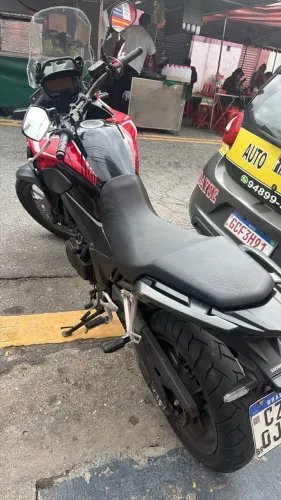 Moto de garagem 