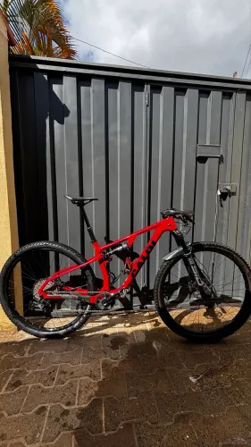 Caloi Elite Carbon FS (M)