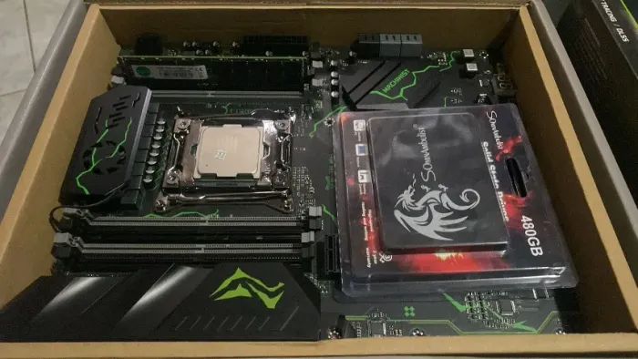 lote de PC gamer e produtos odontologicos e hospitalares