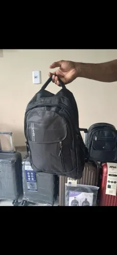 Mochila preta