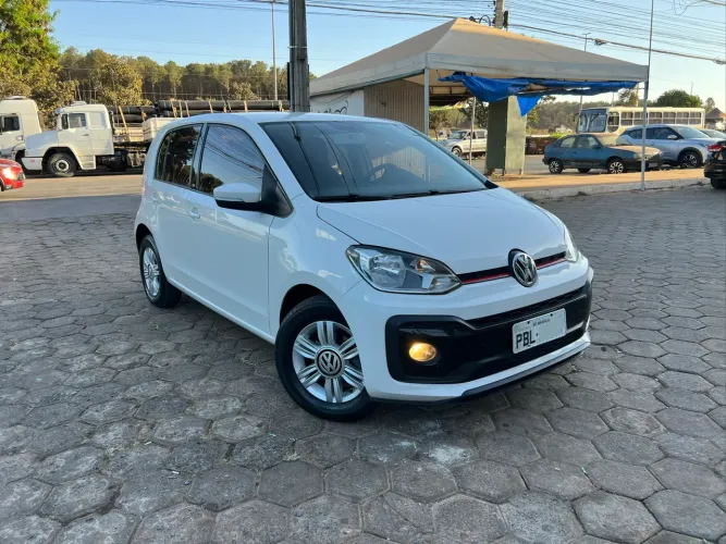 Volkswagen Up! Move 1.0 TSI Total Flex 12V 5P 2018