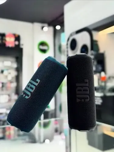 JBL Flip 7 Lacrada