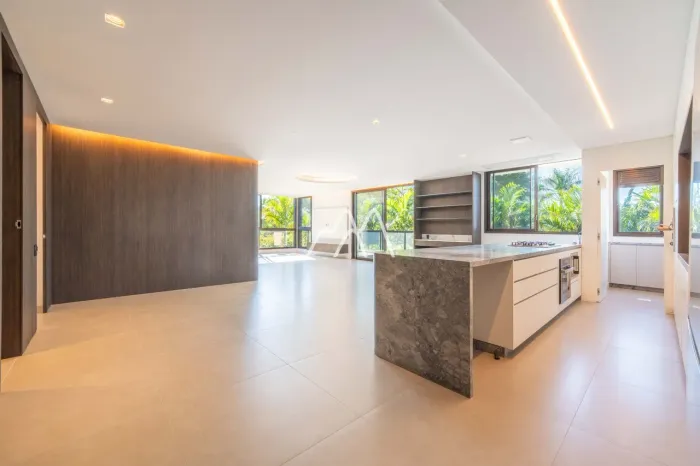 Apartamento com 222m à venda no bosque Amoraeville em Jurerê Internacional