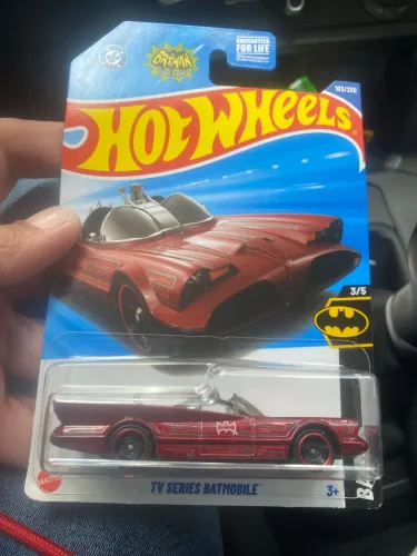 Hot wheels batmóvel vermelho