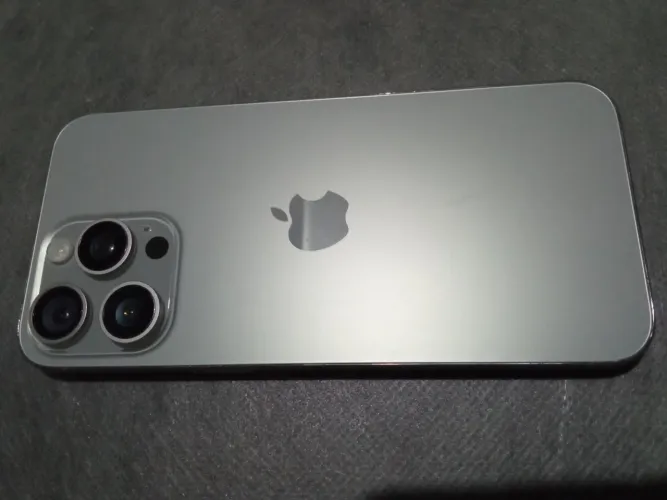 Apple iPhone 15 Pro Max - P/ Peças - Face ID Ok