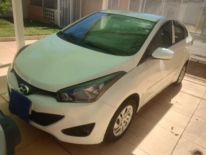Hyundai HB20S C.plus/c.style1.0 Flex 12V Mec. 4P 2014