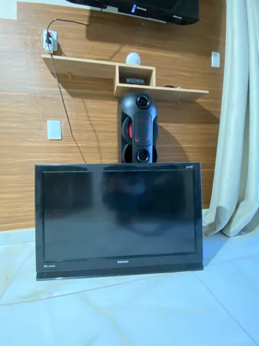 Tv 32 (não é smart) em perfeito estado