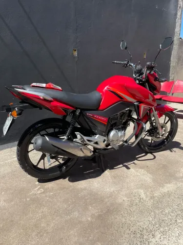 Vende-se moto