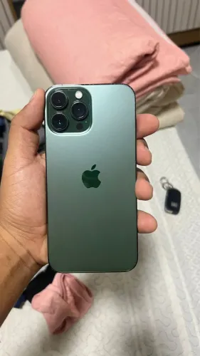 Vendo ou troco por ps4, e pego iPhone de menor valor como volta?
