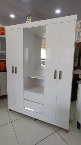 Guarda roupa capelinha R$899,00