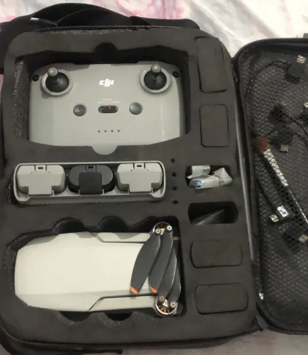 DRONE DJI MINI 2 COM CARREGADOR DE BATERIA 