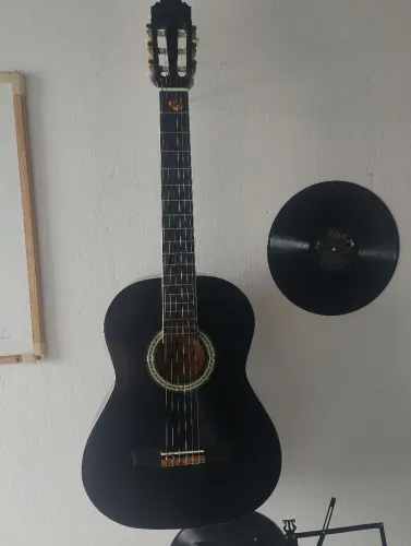Violão Harmony+ acessórios