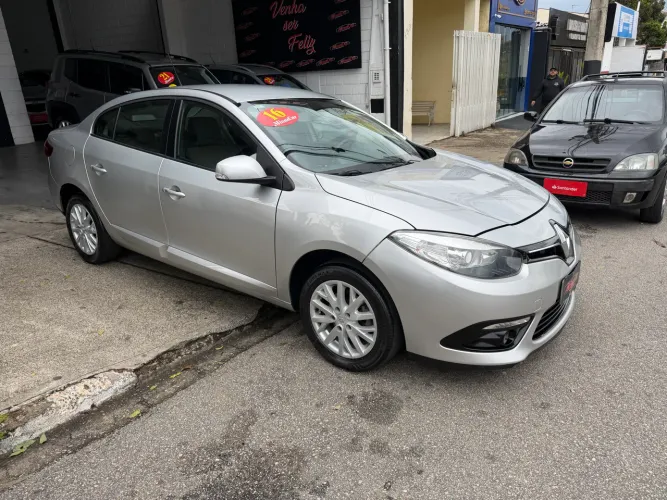 Renault Fluence Sed. Dynamique 2.0 16V Flex Aut. 2016