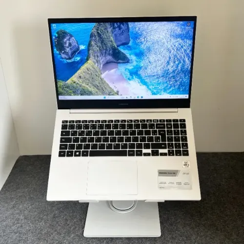 Notebook Samsung i3 de 10ª, 8gb de RAM, 256gb de SSD e tela de 15.6