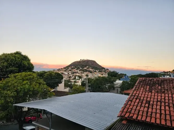 2º Andar de Casa em Maruípe, 2 Quartos