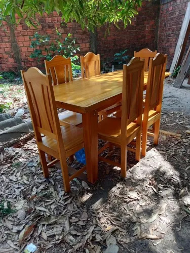 `Mesa de Madeira Macica com 6 Cadeiras - Conjunto de Jantar - Nova`