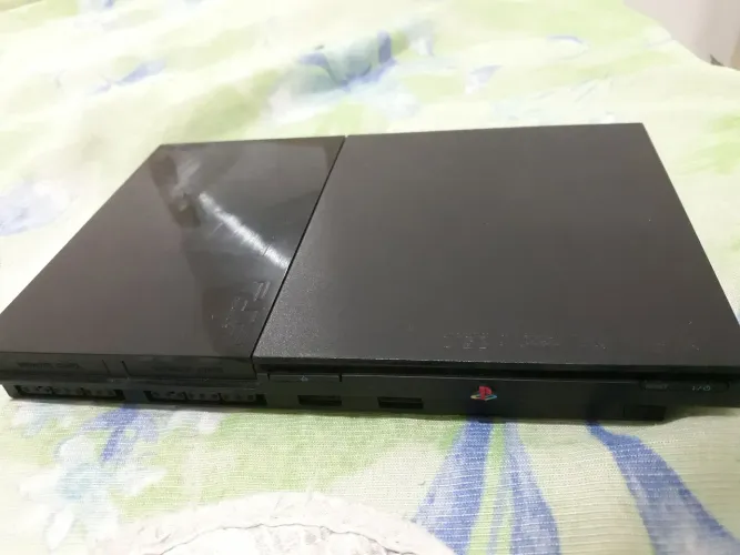 PlayStation 2 Bem Conservado e bonito