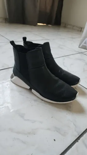 Tênis Boot Luz da Lua Couro legítimo estilo botinha