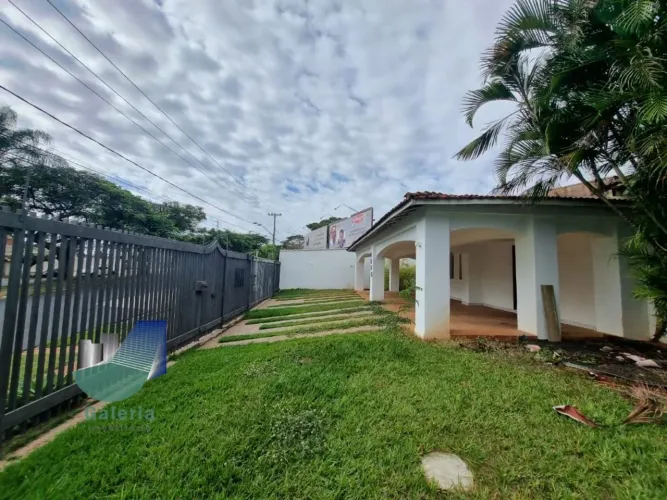 Casa residencial com 3 quartos para alugar, 318m² - Ribeirânia