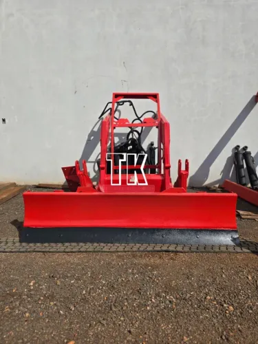 cod. 1507 CONJUNTO DE LÂMINA TATU PARA TRATOR MASSEY FERGUSON 4X2 265 A 290 - Tk Tratores