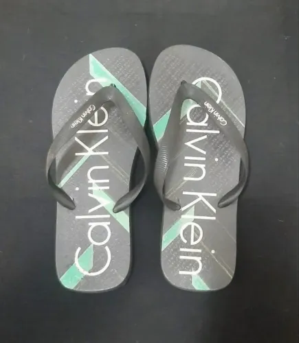 Chinelo Calvin klein