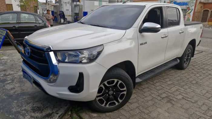 Toyota Hilux CD SRV 4X4 2.8 TDI Diesel Aut. 2021