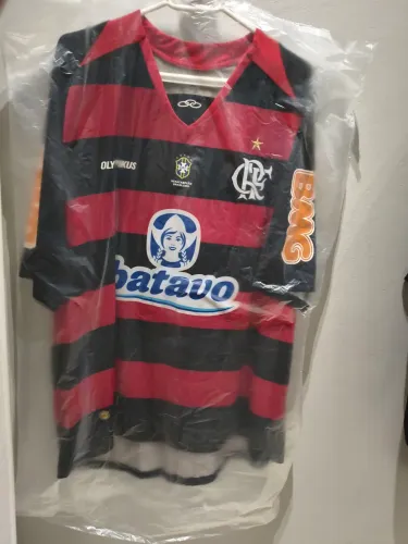 Camisa do Flamengo da marca Olympikus patrocínio Batavo hexacampeão Brasileiro