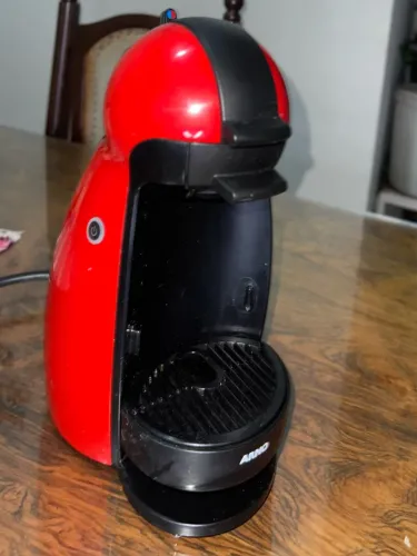 Cafeteira Arno Dolce Gusto Vermelha - 220V - Seminova