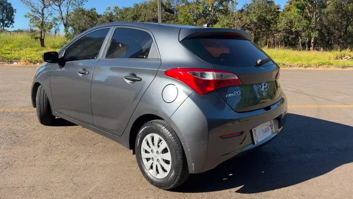 Hyundai HB20 Comf./c.plus/c.style 1.0 Flex 12V 2013
