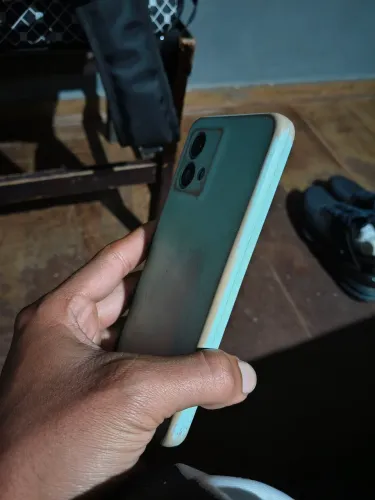 Moto g84 usado