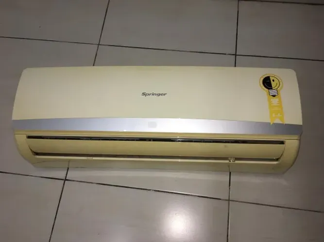 Ar-Condicionado Split Springer Carrier 9.000 BTUs - Quente e Frio