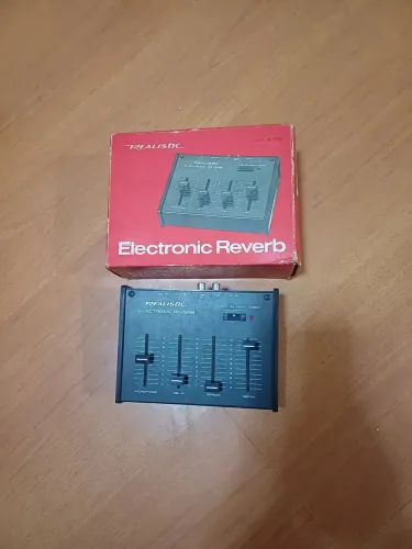 Eletronic Reverb Realistic (item vintage)